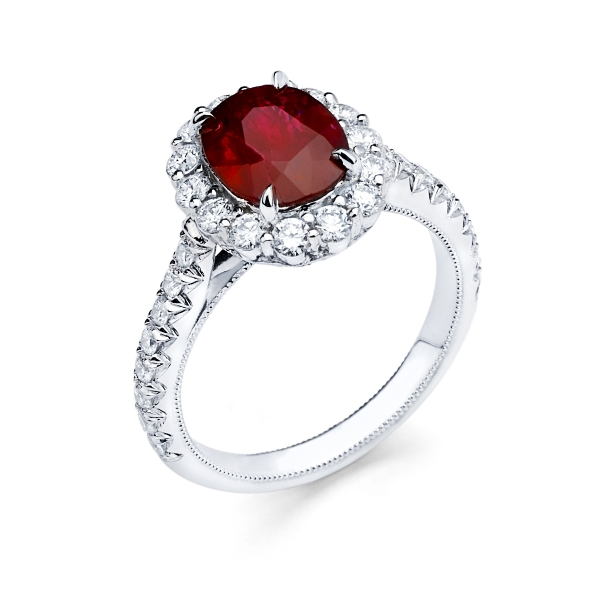 18k White Gold Ruby Fashion Ring