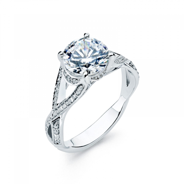 Solitaire diamond engagement ring in white gold