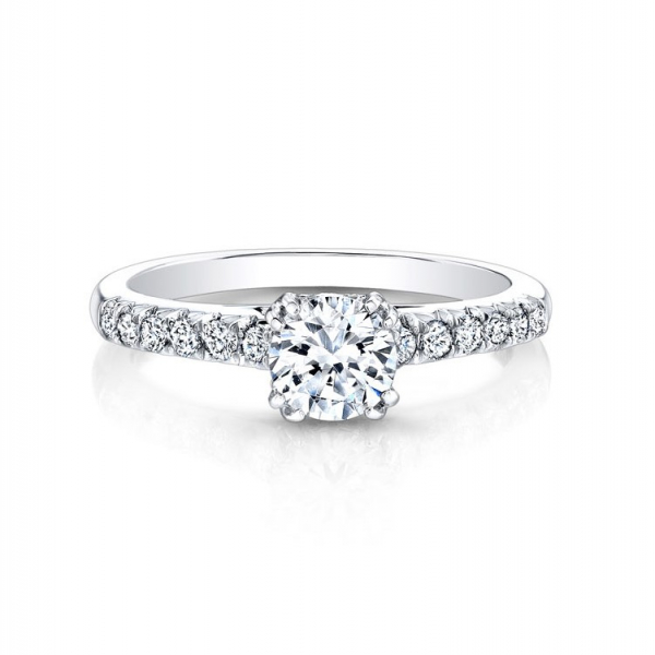 Solitaire diamond engagement ring