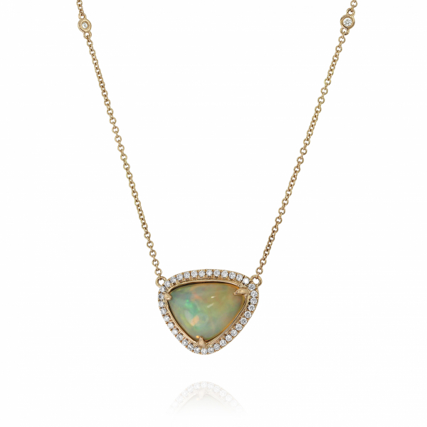 Opal and diamond necklace in 18k rose gold