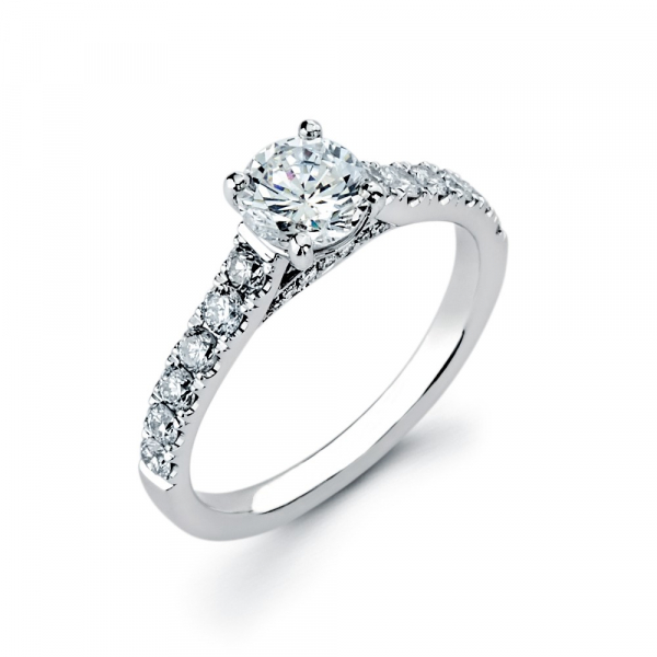 Classic diamond engagement ring in white gold